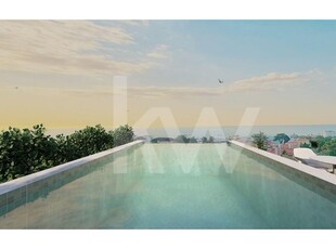 Apartamento de Luxo T3 Duplex com Piscina Privativa no Estoril, Concel