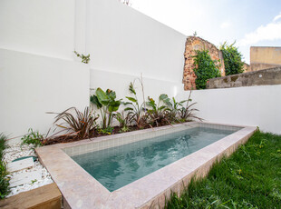 Apartamento T0 a estrear para Arrendamento em Belém com piscina e jardim de acesso privado para quem lá vive (1B)