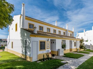 Moradia T2 Geminada em Sesmarias - Albufeira (Algarve)