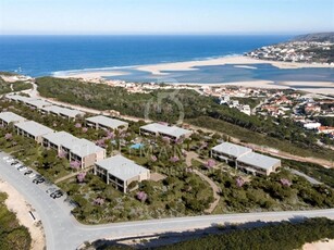 Villa T5 localizada no West Cliffs Resort, em Óbidos