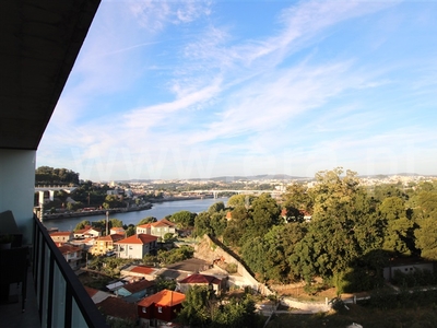 Apartamento T2 / Vila Nova de Gaia, Oliveira do Douro