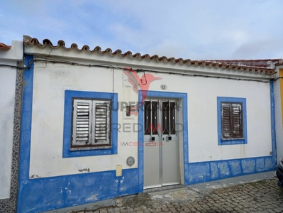 Moradia T3 à venda em Beja (Salvador e Santa Maria da Feira)