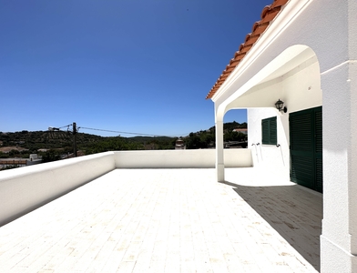 Traditional Country Villa com 4 quartos localizada em São Brás de Alportel.