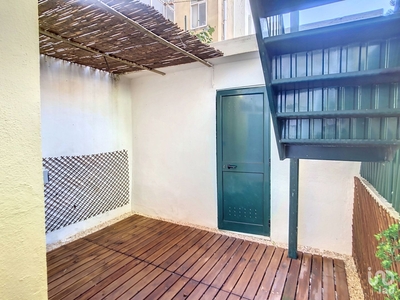 Apartamento T2 em Campo de Ourique de 74 m²