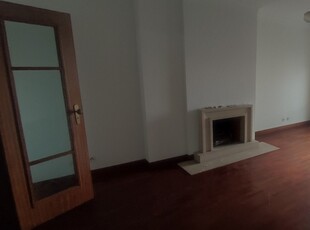 Apartamento T4 em Leiria, Pousos, Barreira e Cortes de 130 m²