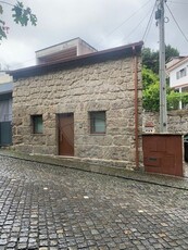 Moradia T2 à venda em Costa, Guimarães