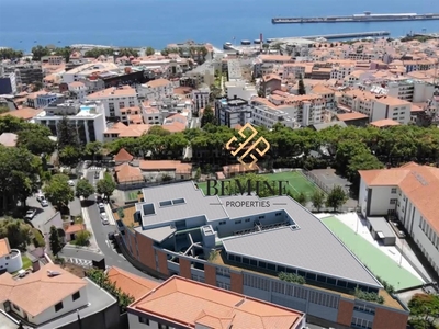 Apartamento T2 à venda em Funchal (Santa Luzia)
