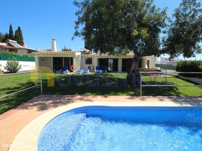 Moradia V4 (4 quartos) com piscina, Albufeira