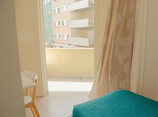Alugo quarto em apartamento T4 em Lisboa, Lisboa
