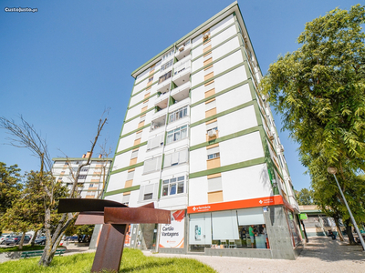 Apartamento T3 2WC - Centro Sobreda - Torres da So