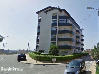 Grande apartamento T5, garagem, varanda e terraço, Pedrulha, Coimbra