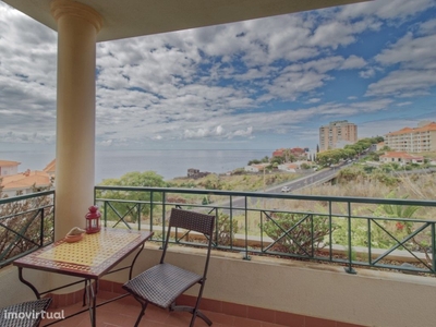 Apartamento T2 com vista mar no Caniço de Baixo