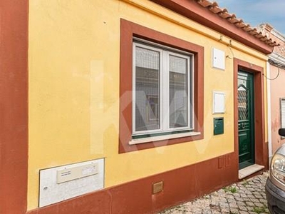 House T1 + 1 fully refurbished in Silves