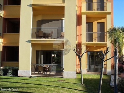 Vilamoura - apartamento com vista piscina