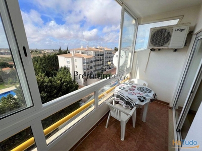 Apartamento T1 revovado com piscina em Albufeira, Algarve