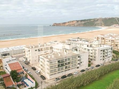 Luxuoso Apartamento T3 Duplex – A Beira-Mar Espera por Si!