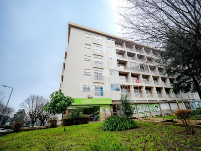 Apartamento T4 Duplex Mobilado - Centro de Braga (ARRENDAMENTO),