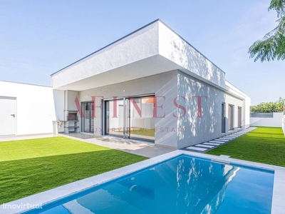 Casa para alugar em Fernão Ferro, Portugal