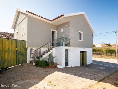 Casa para alugar em Parceiros, Portugal