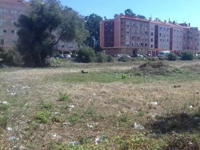Oportunidade Única: Terreno Urbano em Sintra, Mem Martins - 6200m²
