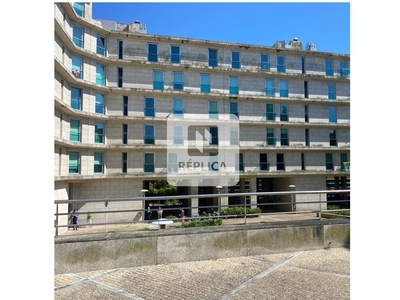 Apartamento T5 com vista Mar,  no Condomínio Fechado com Piscina em Bessa Leite, Porto