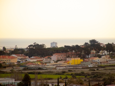 Terreno Urbano em Cascais com vista Mar e Serra de Sintra - Projecto loteamento aprovado!