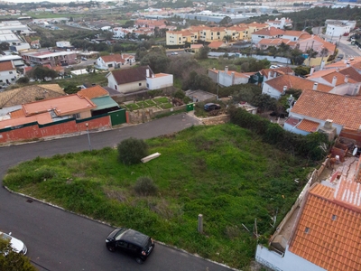 Terreno Urbano em Cascais com vista Mar e Serra de Sintra - Projecto loteamento aprovado!