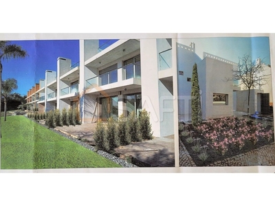 NOVA CONSTRUÇÃO | Apartamento T2 | Duas varandas com floreiras | Pisci