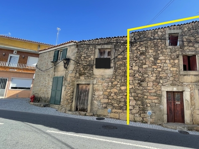 Moradia em pedra | Escalos de Baixo, Castelo Branco