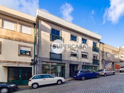 Apartamento T2 à venda em Braga (Maximinos, Sé e Cividade)