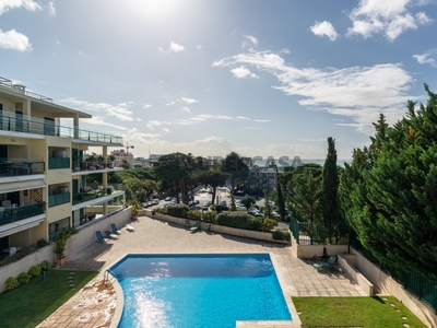 Apartamento T4 à venda em Cascais e Estoril