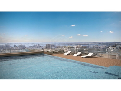 Penthouse com piscina na cobertura e amplo terraço e vist...