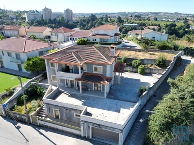 Casa de Cidade T4 em Vila Real de 492,00 m²