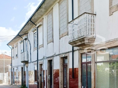 Edifício para comprar em Ermesinde, Portugal