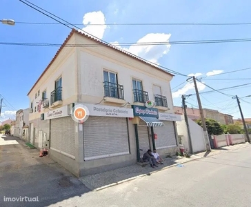 Edifício para comprar em Trafaria, Portugal