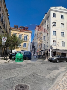 Prédio à venda em São Vicente, Lisboa