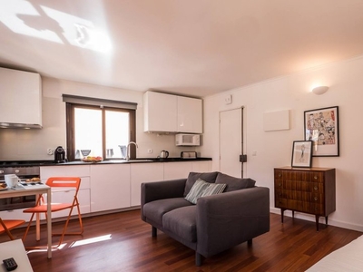 Apartamento estúdio para alugar em Santo António, Lisboa