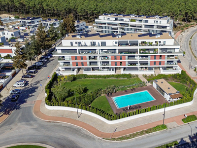 Quinta do Pinhão, na Verdizela - Fantástico apartamento T2 com parqueamento e arrecadação