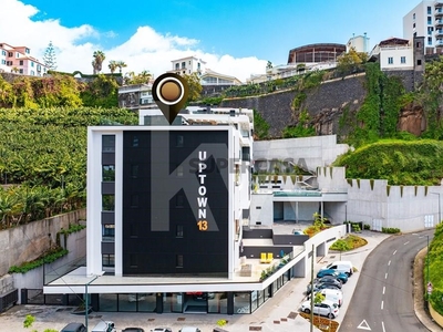 Apartamento T2 à venda em Funchal (São Pedro)