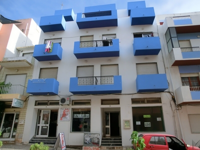 Edifício para comprar em Quarteira, Portugal
