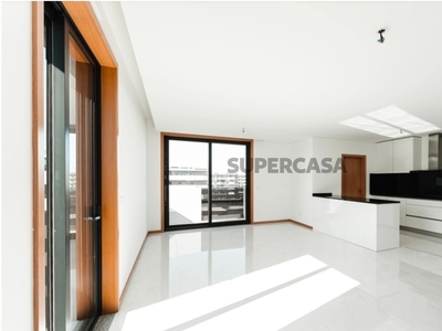 Apartamento T3 à venda em Alameda Silva Rocha