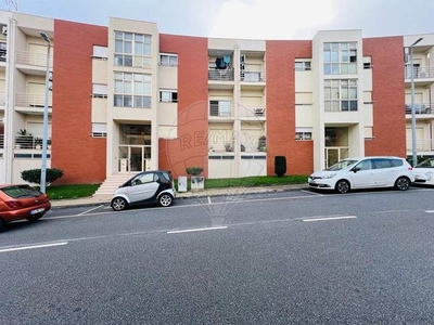 Apartamento T3 à venda em Gondar, Guimarães