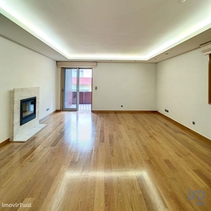 Apartamento T3 em Porto de 173,00 m2