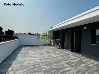 Moradia Bi-Familiar T3 Duplex à venda em Quinta do Conde