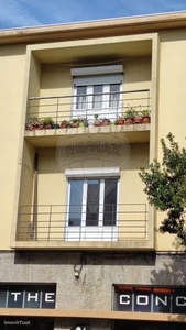 Apartamento para alugar em Creixomil, Portugal