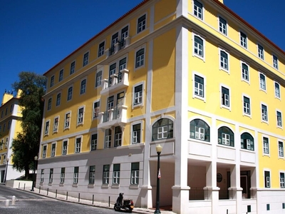 Apartamento T1 com garagem e arrecadação para arrendamento no Alcântara Residence, Lisboa