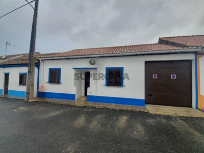 Casa Térrea T3 à venda em Ferreira do Alentejo e Canhestros