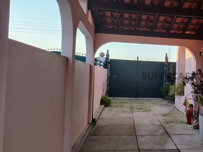 Moradia Isolada T3 Duplex à venda em Moreira