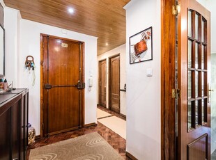 Apartamento T2 à venda em Póvoa de Santo Adrião e Olival Basto, Odivelas
