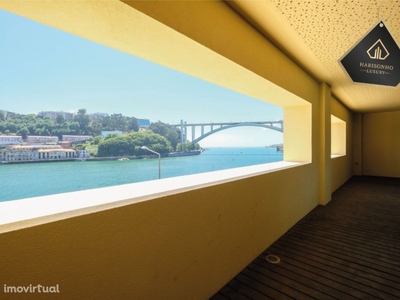Apartamento T2+1 | Porto | Vistas deslumbrantes sobre o R...